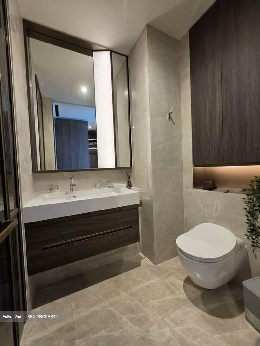 19 Nassim (D10), Apartment #556137161